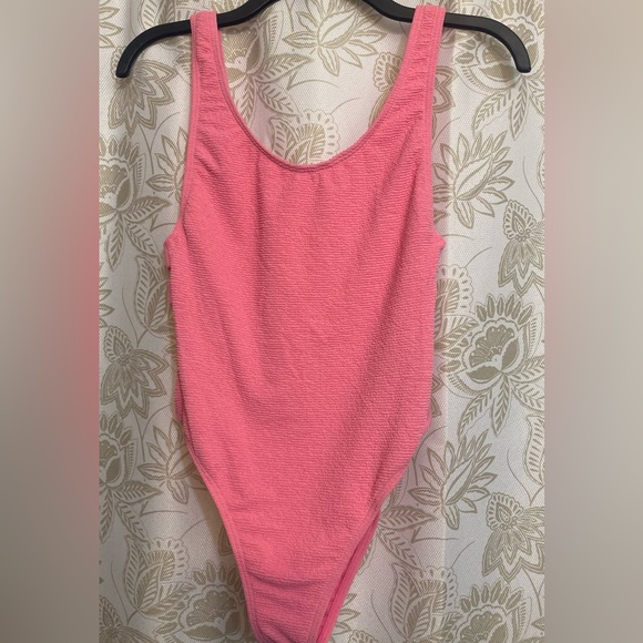 RSQ STRAPSIDE ONE PIECE SWIMSUIT NWT M - Picture 4 of 6